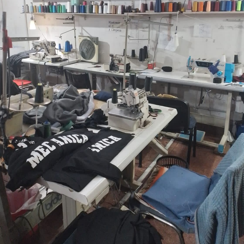 mamoon wear clothing manufacturers